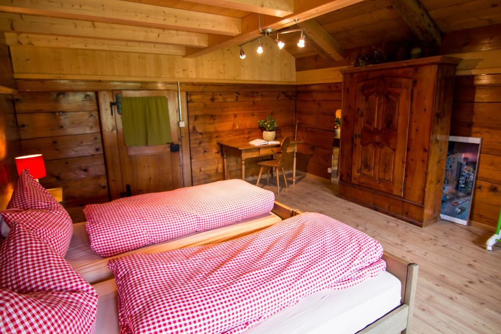 Terminus Reinisch Apartment Frutigen Bagian luar foto