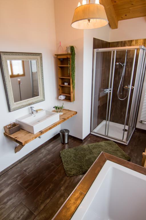 Terminus Reinisch Apartment Frutigen Bagian luar foto