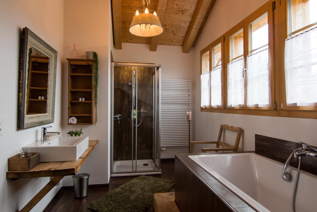 Terminus Reinisch Apartment Frutigen Bagian luar foto